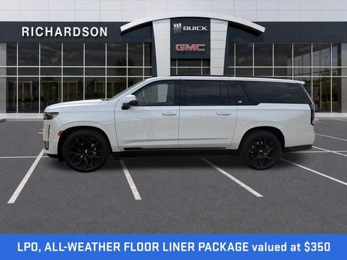 Used 2024 Cadillac Escalade ESV Sport w/ LPO, ONYX Package AWD/4WD image 6
