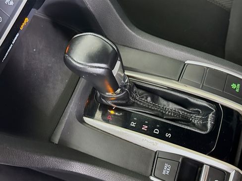 Used 2019 Honda Civic Sport image 20