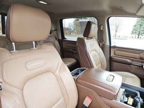 Used 2019 RAM 1500 Limited image 11