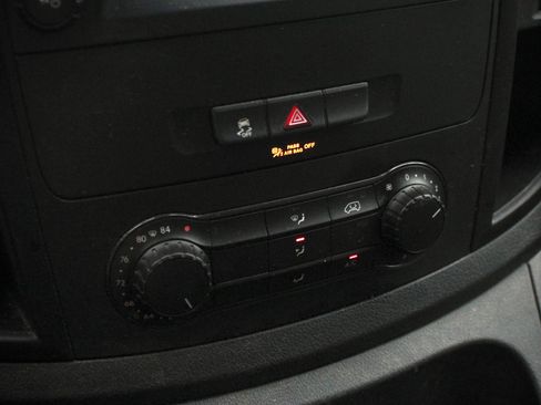 Used 2022 Mercedes-Benz Metris image 36