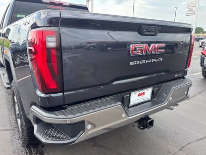 New 2026 GMC Sierra 2500 SLT w/ SLT Premium Package