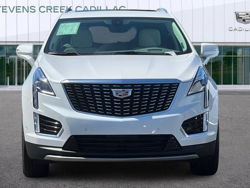 Used 2026 Cadillac XT5 Premium Luxury w/ LPO, Floor Liner Package FWD image 8