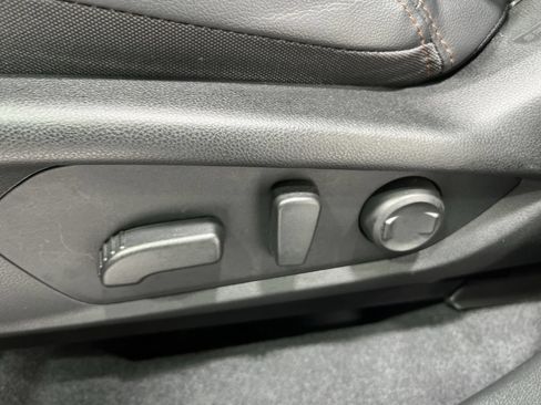 Used 2025 Subaru Forester Touring AWD/4WD image 12