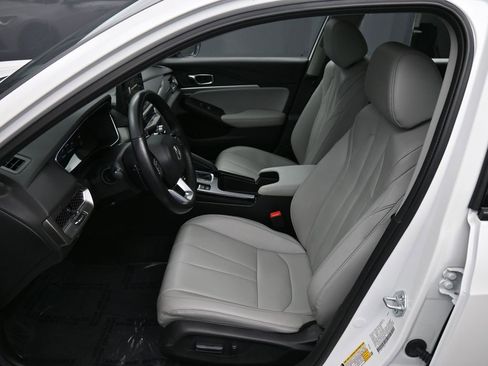 Certified 2025 Acura Integra image 19