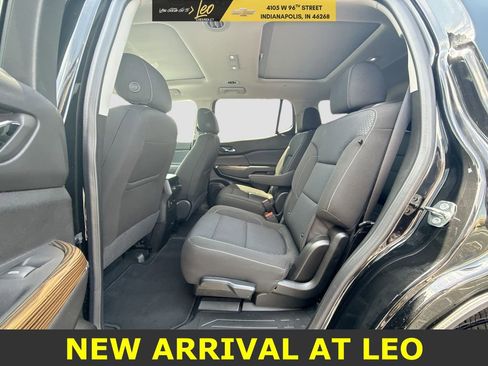 Used 2023 GMC Acadia SLE w/ Driver Convenience Package image 25