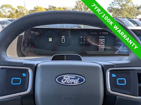 Certified 2025 Ford Expedition Max Active image 32