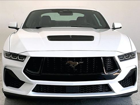 Used 2024 Ford Mustang GT Premium RWD image 3