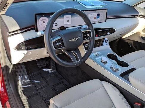 Used 2026 Genesis GV70 2.5T Select image 10