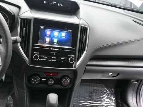 Used 2018 Subaru Crosstrek 2.0i AWD/4WD image 12