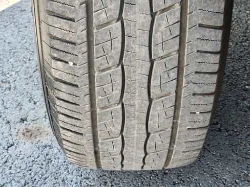 Used 2025 Ford F250 XLT AWD/4WD image 11