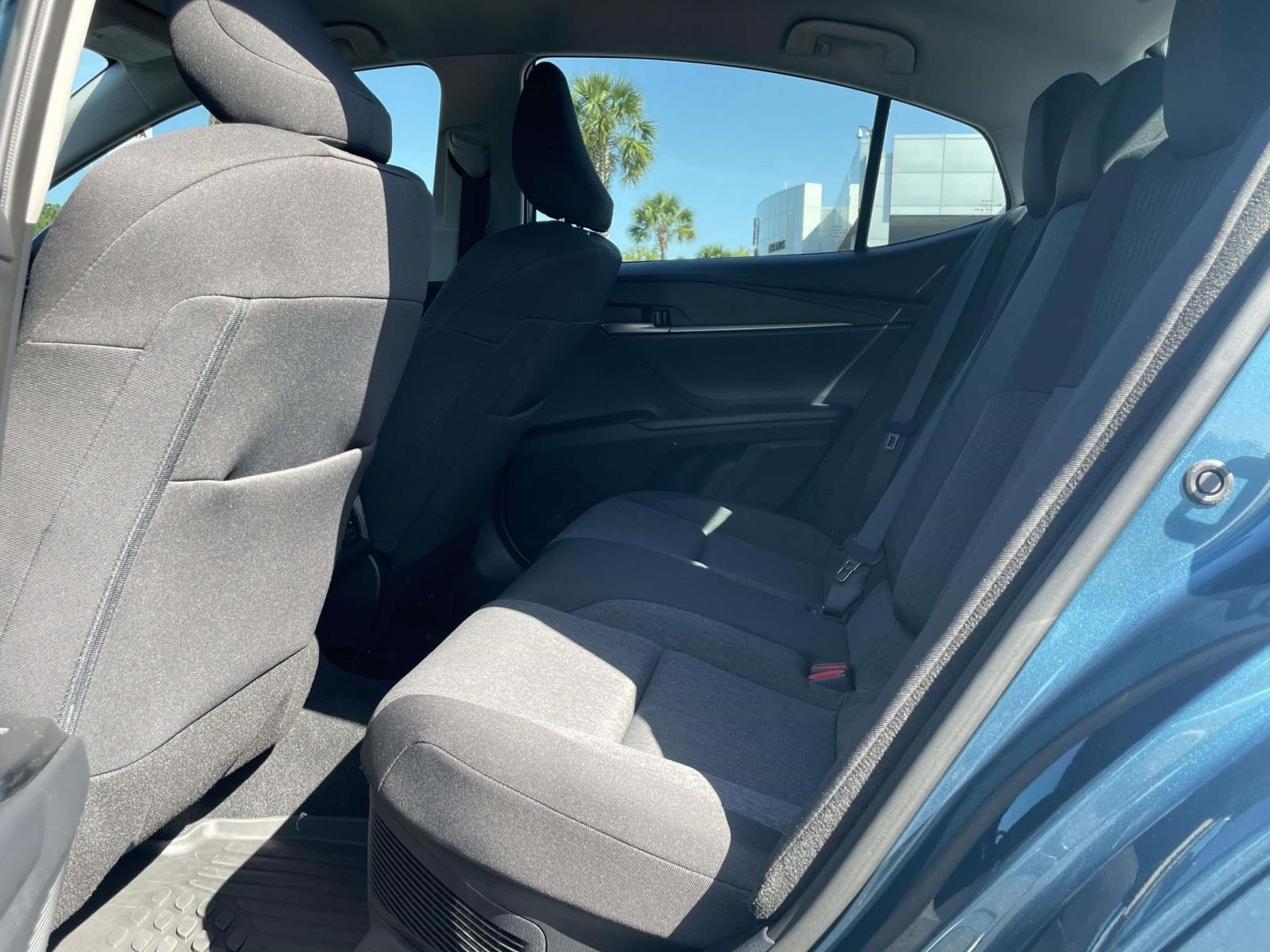 Used 2025 Toyota Camry LE w/ Convenience Package FWD image 9