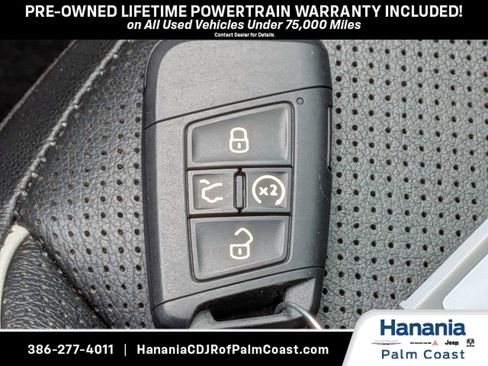 Used 2022 Volkswagen Tiguan SEL R-Line AWD/4WD image 32