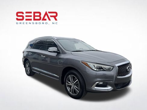 Used 2020 INFINITI QX60 Luxe w/ Essential Package image 2