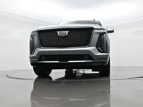 Used 2026 Cadillac Escalade Platinum Sport w/ LPO, ONYX Package AWD/4WD image 59