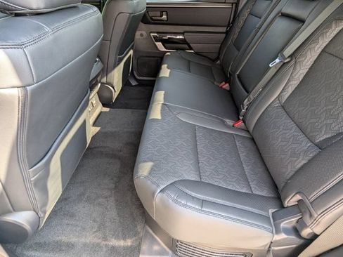Used 2025 Toyota Tundra Limited AWD/4WD image 17
