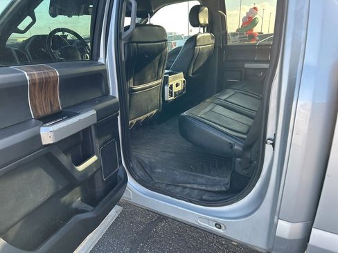 Used 2019 Ford F150 Lariat image 4