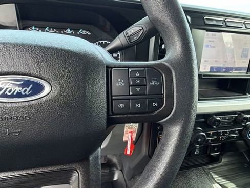Used 2023 Ford F250 XL w/ XL Chrome Package image 29