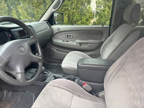 Used 2004 Toyota Tacoma 4x4 Double Cab image 15