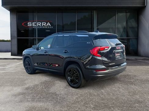 Used 2021 GMC Terrain SLE w/ Driver Convenience Package FWD image 3