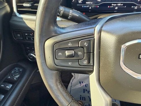 Used 2022 GMC Yukon XL Denali AWD/4WD image 24