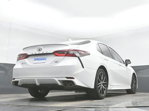 Used 2023 Toyota Camry SE FWD image 45