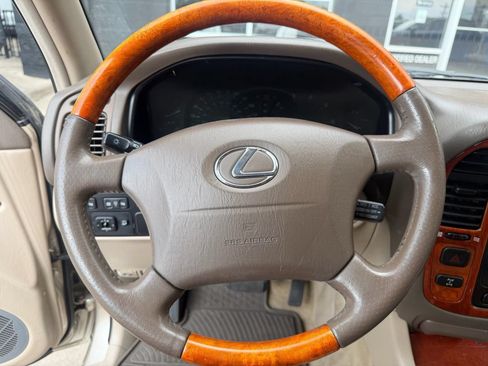 Used 2001 Lexus LX 470 4WD image 29
