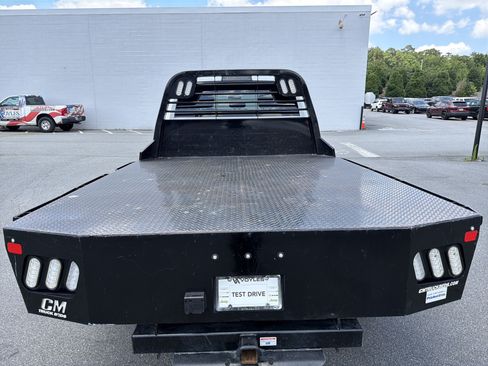 Used 2024 RAM 3500 Tradesman w/ Chrome Appearance Group AWD/4WD image 22