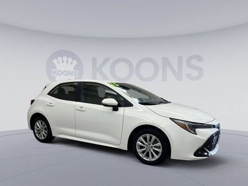 Used 2025 Toyota Corolla SE FWD image 10