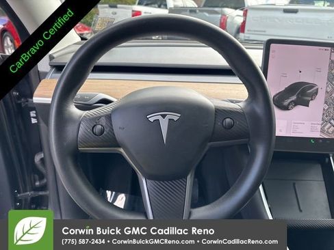 Used 2021 Tesla Model Y Long Range AWD/4WD image 19
