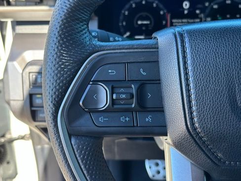 Used 2024 Toyota Tacoma TRD Sport image 17