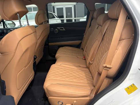 Used 2023 Genesis GV80 3.5T image 19