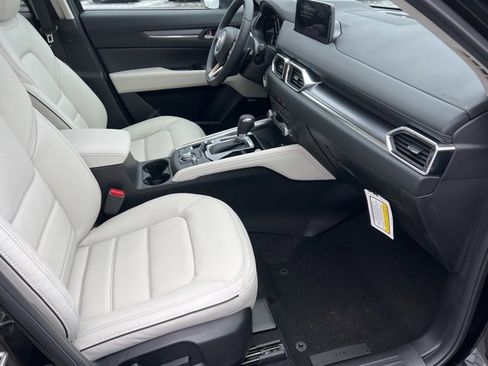 New 2025 MAZDA CX-5 AWD 2.5 S w/ Premium Plus Pkg image 33