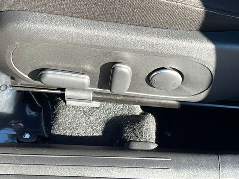 Used 2025 Hyundai Kona SEL image 23