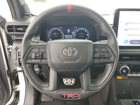 Used 2024 Toyota Tacoma TRD Pro AWD/4WD image 21
