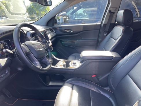 Used 2023 GMC Acadia AT4 w/ Technology Package AWD/4WD image 5