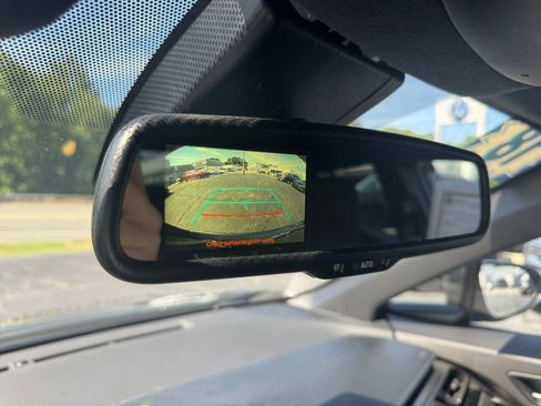 Used 2018 Toyota C-HR XLE FWD image 23