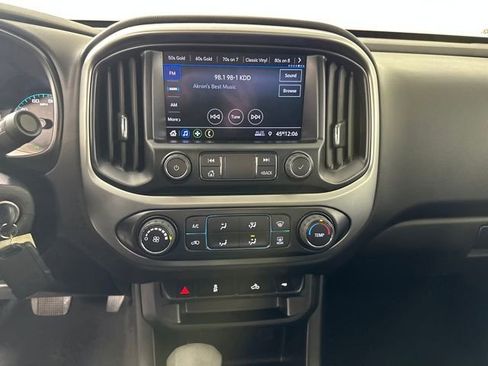 Used 2022 Chevrolet Colorado LT w/ LT Convenience Package image 26