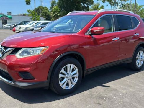 Used 2015 Nissan Rogue SV FWD image 14