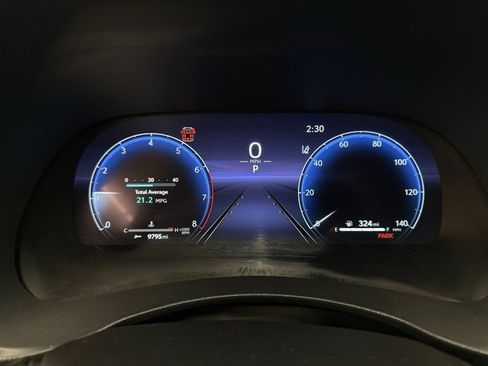 Used 2025 Toyota Highlander XSE image 13