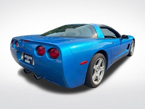 Used 1998 Chevrolet Corvette Coupe RWD image 6