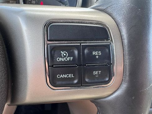 Used 2013 Jeep Grand Cherokee Overland RWD image 60