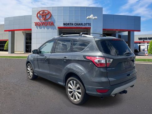 Used 2018 Ford Escape Titanium AWD/4WD image 4