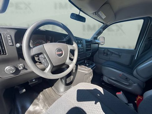 Used 2022 GMC Savana 2500 w/ Driver Convenience Package RWD image 9