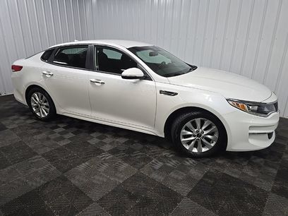 Used 2018 Kia Optima LX w/ 17" Alloy Wheels Package