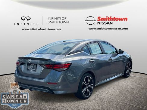 Used 2023 Nissan Sentra SR w/ SR Premium Package FWD image 11