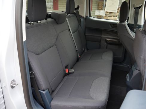 New 2025 Ford Maverick XL w/ Equipment Group 101A image 27