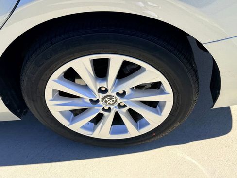 Used 2023 Toyota Camry LE image 9