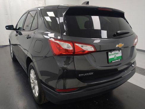 Used 2020 Chevrolet Equinox LS w/ LS Convenience Package FWD image 5