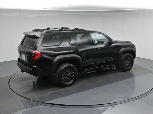 Used 2025 Toyota 4Runner SR5 AWD/4WD image 44