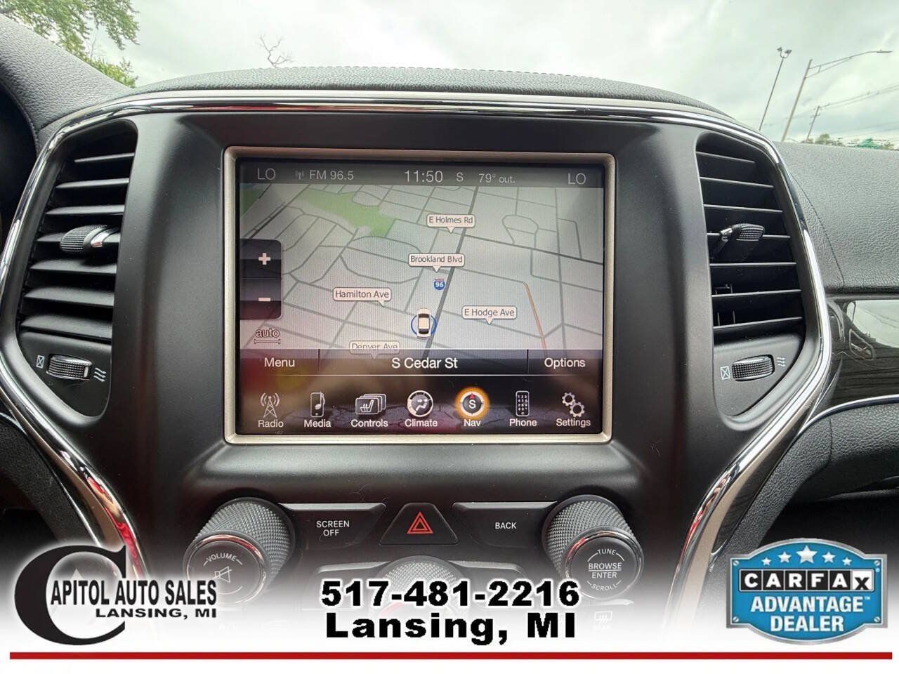 Used 2015 Jeep Grand Cherokee Overland w/ Advanced Technology Group AWD/4WD image 25